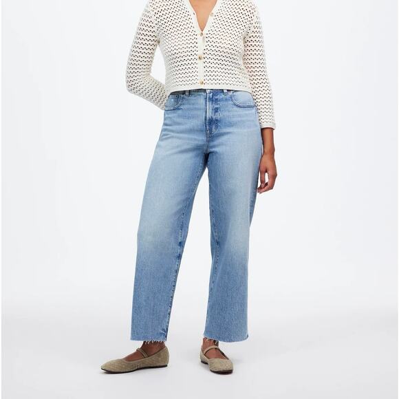 Madewell Pants - NWOT Madewell The Curvy Perfect Vintage Wide-Leg Crop Jean Hallstead Wash 33